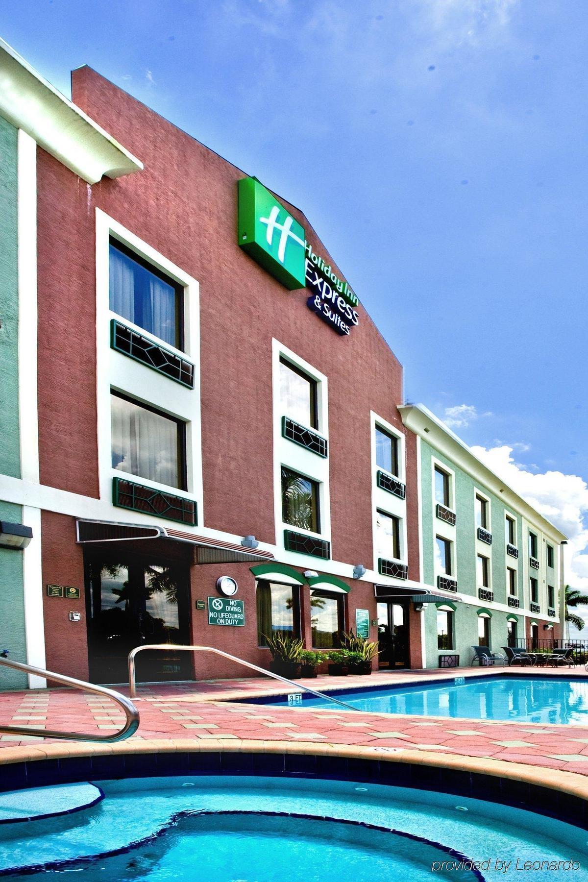 Holiday Inn Express Hotel & Suites Clewiston By Ihg Екстер'єр фото