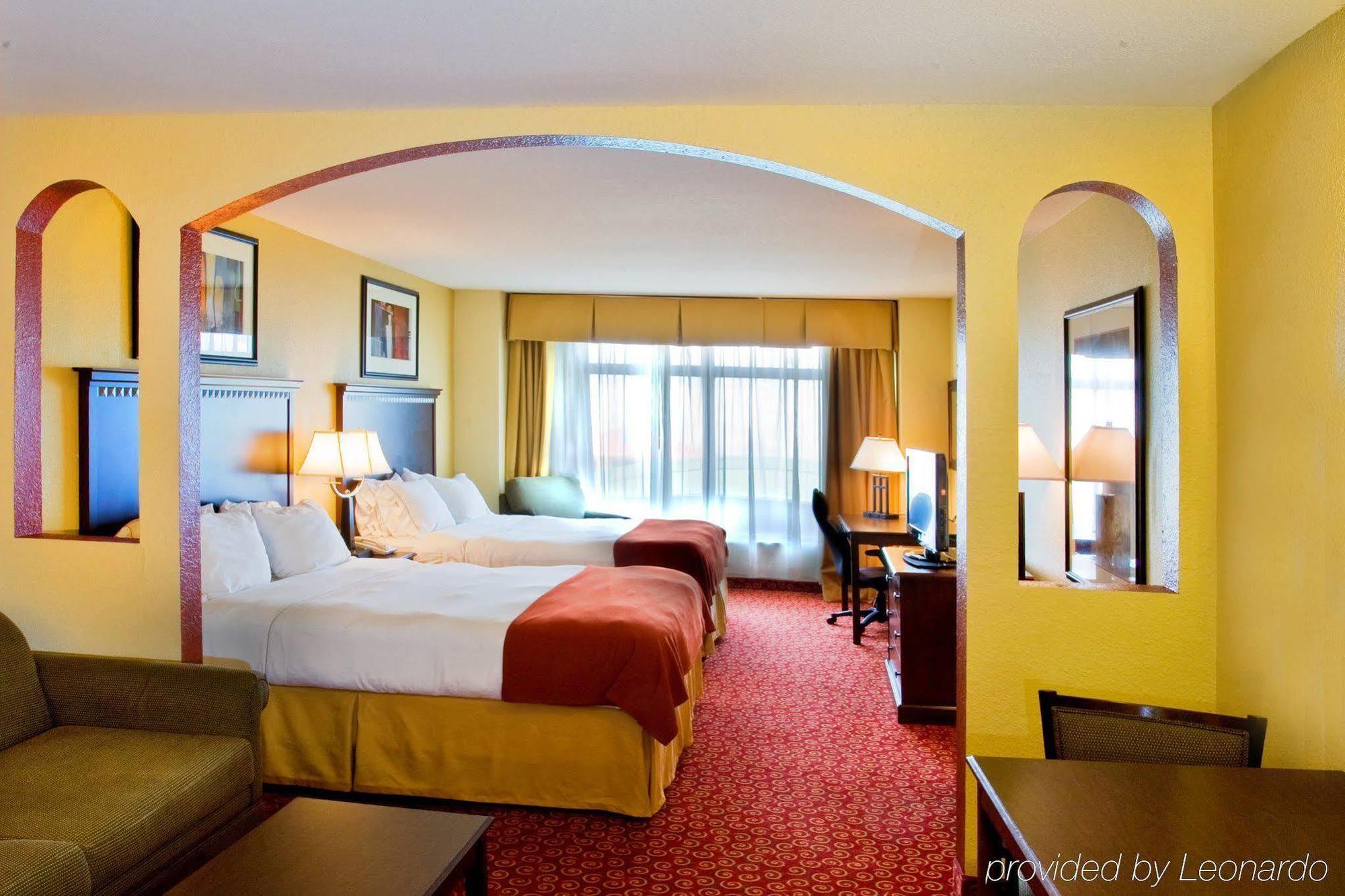 Holiday Inn Express Hotel & Suites Clewiston By Ihg Номер фото