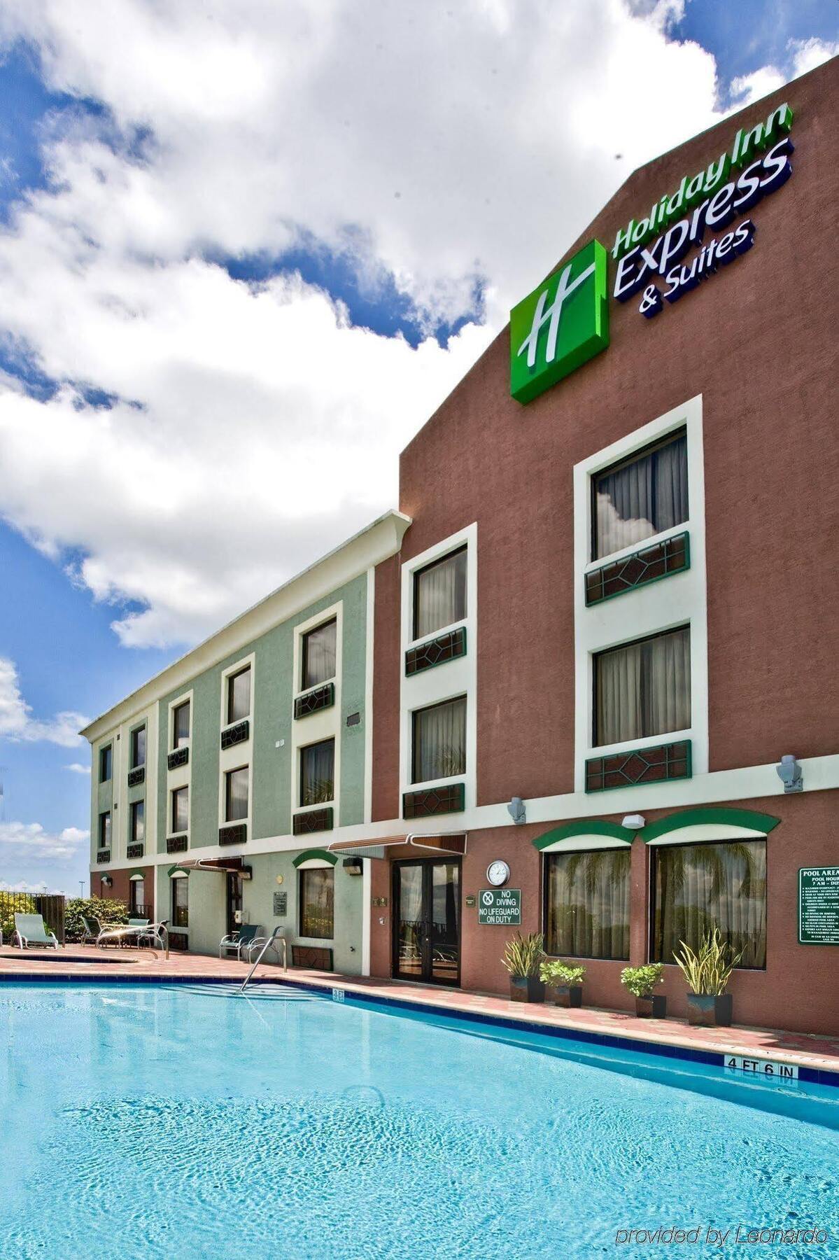 Holiday Inn Express Hotel & Suites Clewiston, An Ihg Hotel Екстер'єр фото