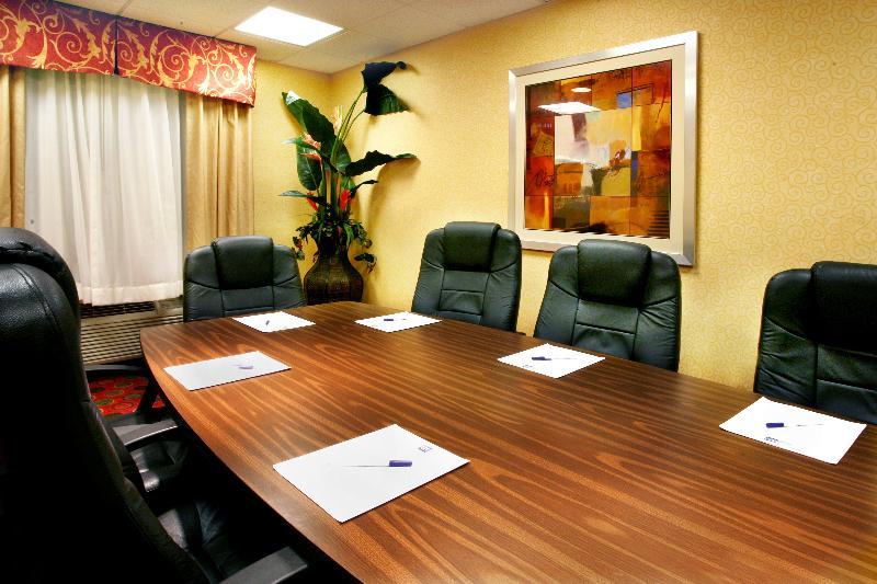Holiday Inn Express Hotel & Suites Clewiston By Ihg Екстер'єр фото